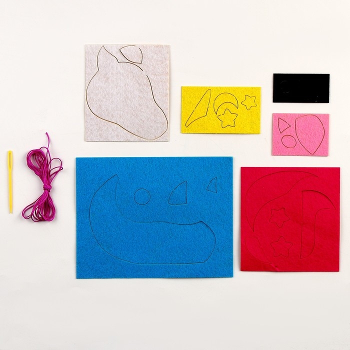 Набор для создания сумки из фетра с перфорацией «Волшебный единорог» Набор для создания сумки из фетра с перфорацией «Волшебный единорог»