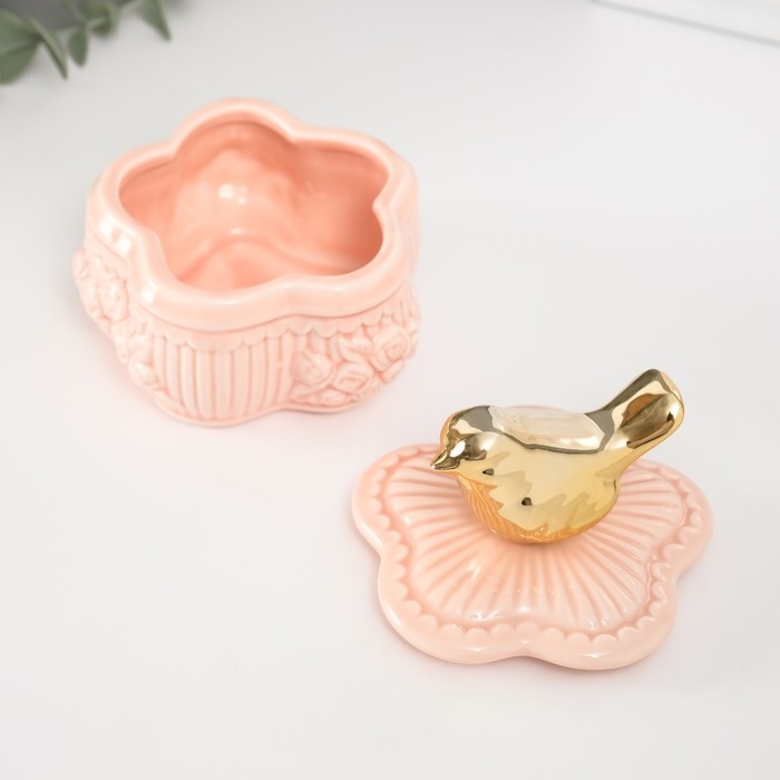 Шкатулка керамика Шкатулка керамика "Птичка на цветке прованс" розовая 8,5х8,5х9,2 см