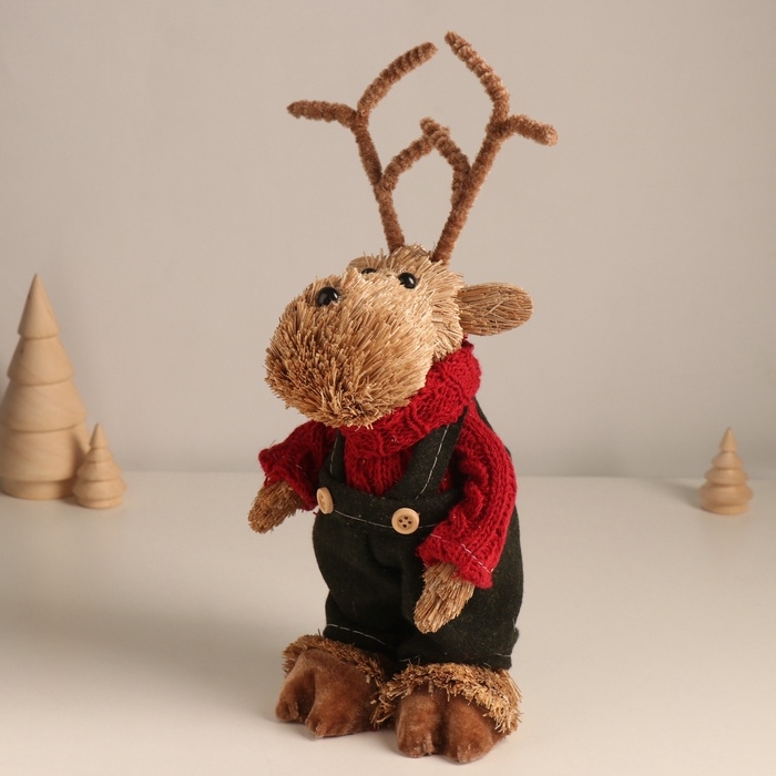 Декор Декор "Олень в комбинезоне"