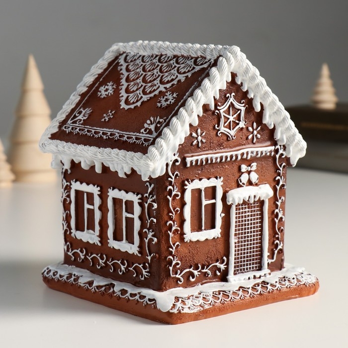 Сувенир полистоун свет Сувенир полистоун свет "Пряничный домик с узорами" 13х13х15 см