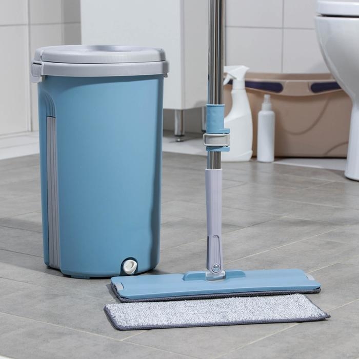 Швабра с отжимом и ведро Доляна: ведро с отсеками 10 л, 24×38 см, швабра плоская 32×12×120 см, насадка с карманами с двух сторон Швабра с отжимом и ведро Доляна: ведро с отсеками 10 л, 24×38 см, швабра плоская 32×12×120 см, насадка с карманами с двух сторон