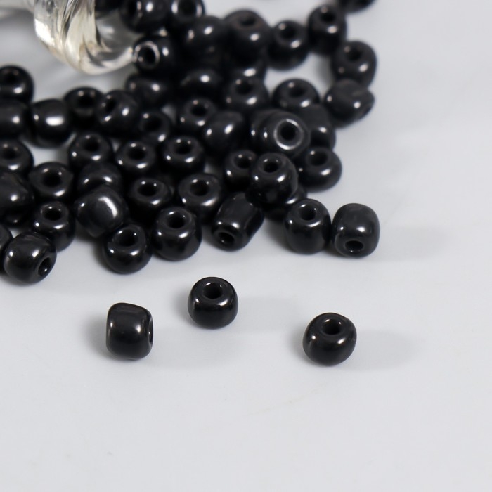 Бисер круглый 6/0 в бутылочке  Бисер круглый 6/0 в бутылочке "Чёрная ночь" 20 гр