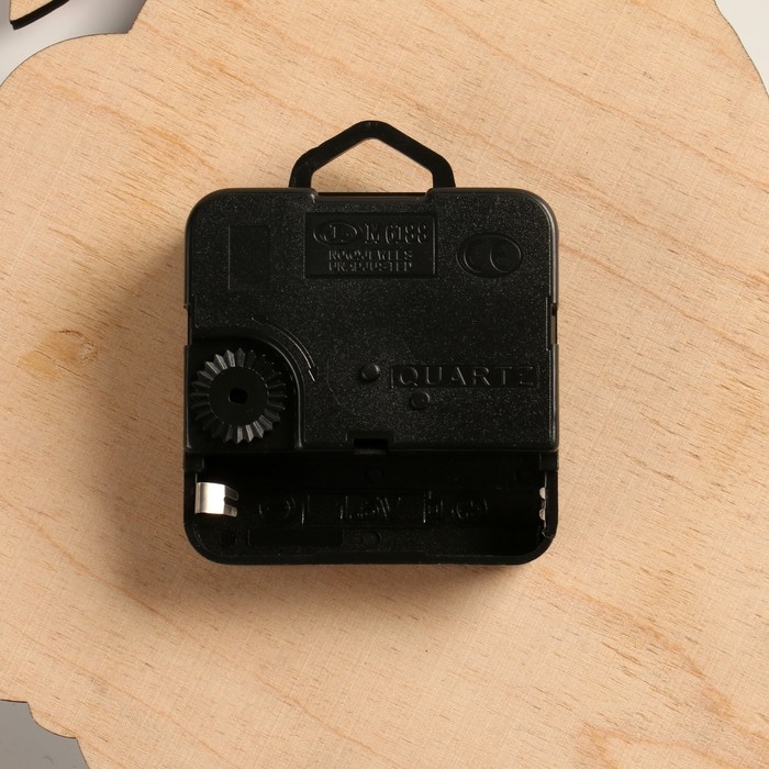 Часы настенные интерьерные   Часы настенные интерьерные  "Зайчик",  24 х 30 см