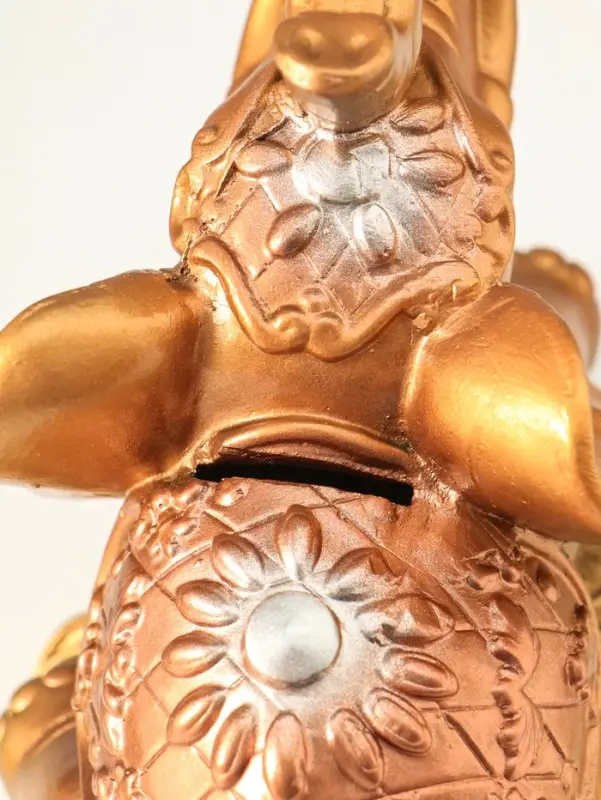 Копилка для денег &laquo;Слон на деньгах&raquo;, гипс, 21&times;20&times;16 см