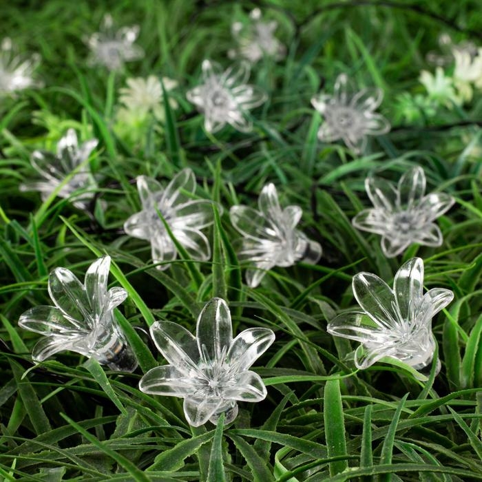 Гирлянда «Нить» 4.5 м с насадками «Цветы», IP44, тёмная нить, 30 LED, свечение жёлтое/аквамарин, 2 режима, солнечная батарея Гирлянда «Нить» 4.5 м с насадками «Цветы», IP44, тёмная нить, 30 LED, свечение жёлтое/аквамарин, 2 режима, солнечная батарея