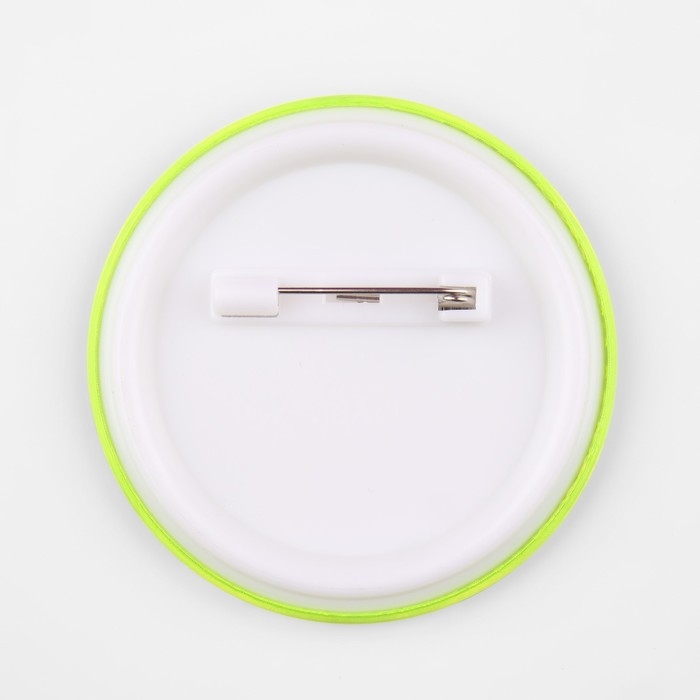 Светоотражающий значок «Пешеходный переход», d = 5,8 см, цвет МИКС Светоотражающий значок «Пешеходный переход», d = 5,8 см, цвет МИКС