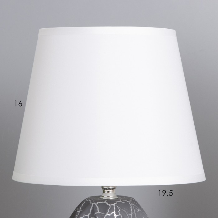 Лампа настольная Лампа настольная "Иветт" 1х40Вт Е14 черный 20х20х30см