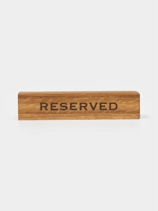 Табличка настольная деревянная Adelica &laquo;Зарезервировано/Reserved&raquo;, 18&times;4&times;4 см, дуб