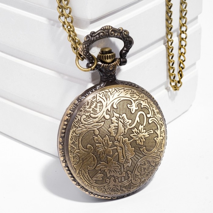 Часы карманные Часы карманные "Волк", кварцевые, цепочка l-40 см, d-4.5 см