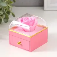 Шкатулка пластик "Роза в футляре" розовая 6,8х6,8х7,5 см