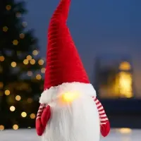 Фигура текстиль «Гном романтик в красном» 40 см, 1LED, LR1130х3 (в компл.), Т/БЕЛЫЙ