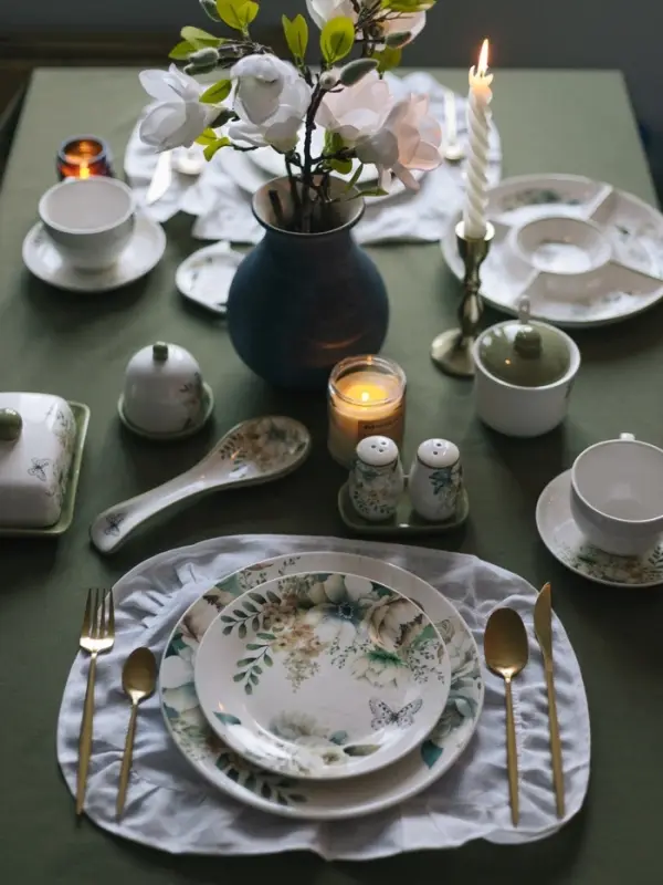 Тарелка десертная Доляна &laquo;Цветы&raquo;, d=20.3 см, фарфор, белая