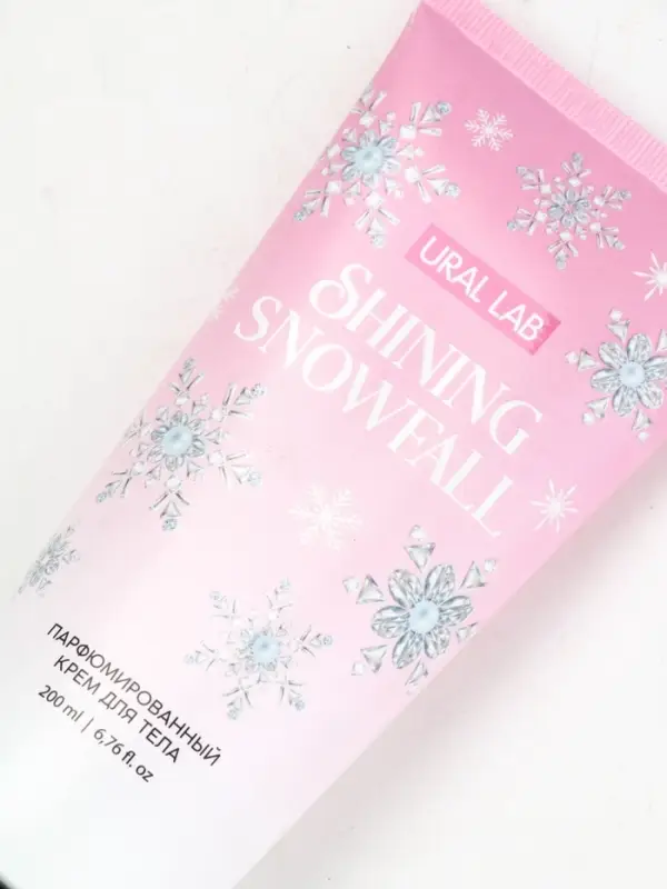 Крем для тела парфюмированный Shining Snowfall, 200 мл Крем для тела парфюмированный Shining Snowfall, 200 мл