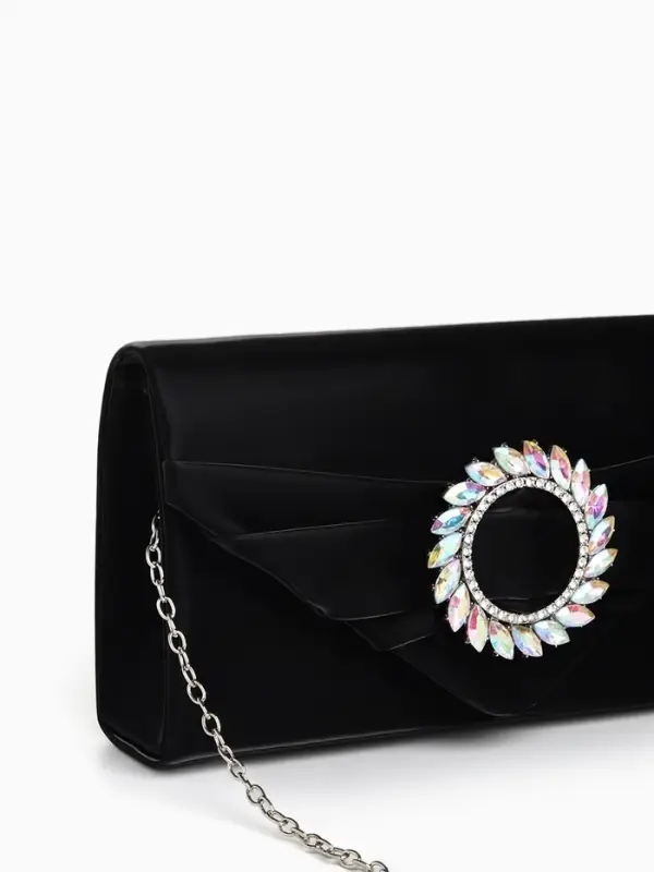 Сумка-клатч женская вечерняя на магните, на цепочке, с декоративной пряжкой, чёрная