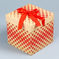Коробка подарочная самосборная «Горошек» крафт 15×15×15 см