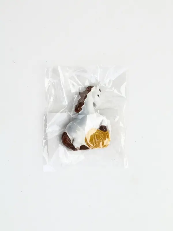 Сувенир новогодний «Лошадь с монетой», 3,5 см Сувенир новогодний «Лошадь с монетой», 3,5 см