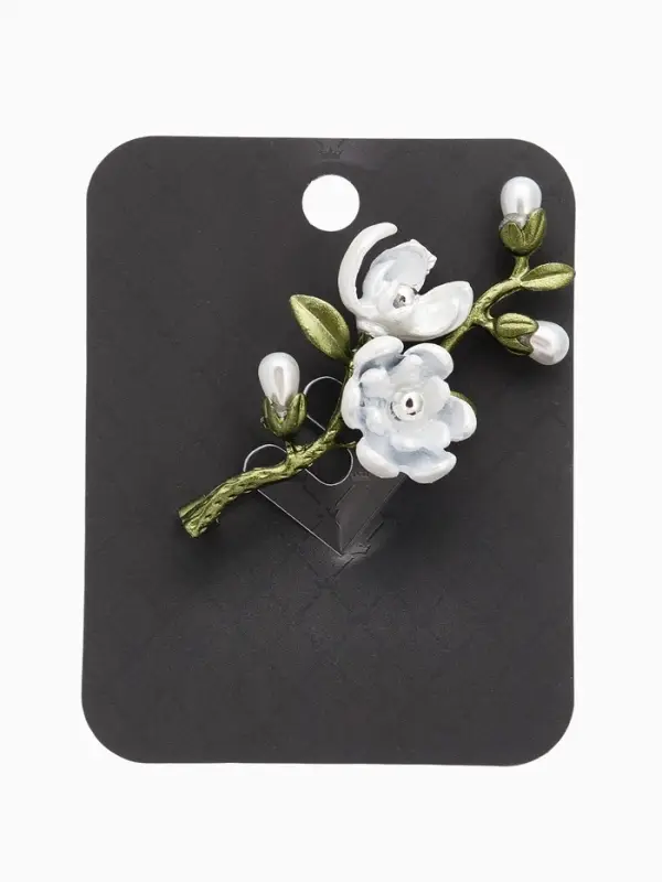 Брошь "Веточка магнолии" цветок, с эмалью, цветная