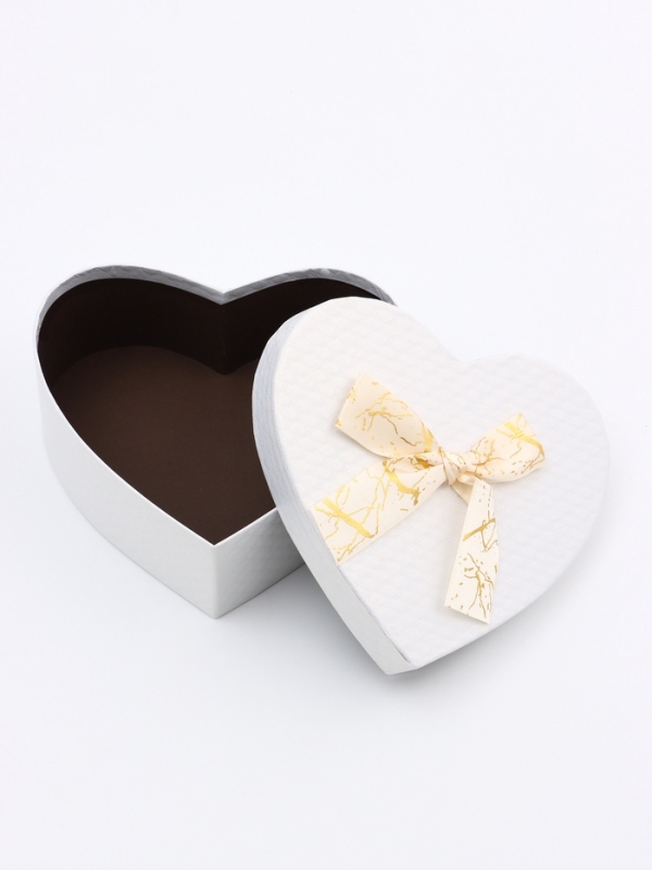 Набор коробок 3 в 1 сердца 22 х 20 х 9; 18.5 х 17 х 7.5; 1 6 х 14 х 6 см Набор коробок 3 в 1 сердца 22 х 20 х 9; 18.5 х 17 х 7.5; 1 6 х 14 х 6 см