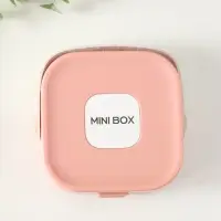 Шкатулка пластик для украшений с зеркалом, с ручкой 3 ячейки, 3 полосы, персик 9х9х3,8 см