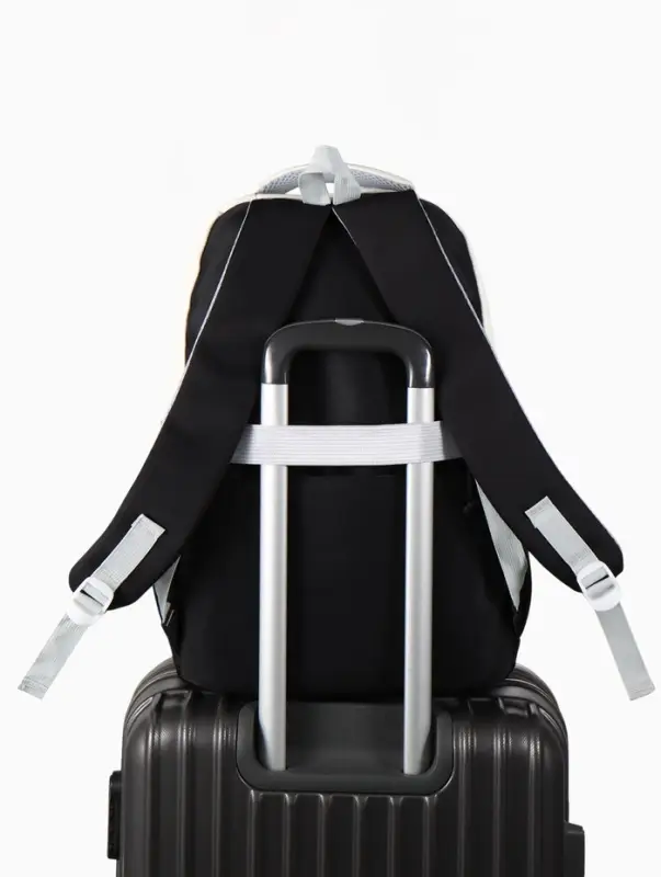 Рюкзак школьный, с кошельком, 4 кармана, 33&times;14&times;43 см, чёрный