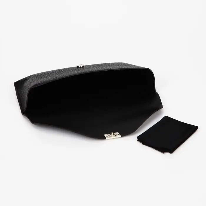 Футляр для очков на кнопке, цвет чёрный Футляр для очков на кнопке, цвет чёрный