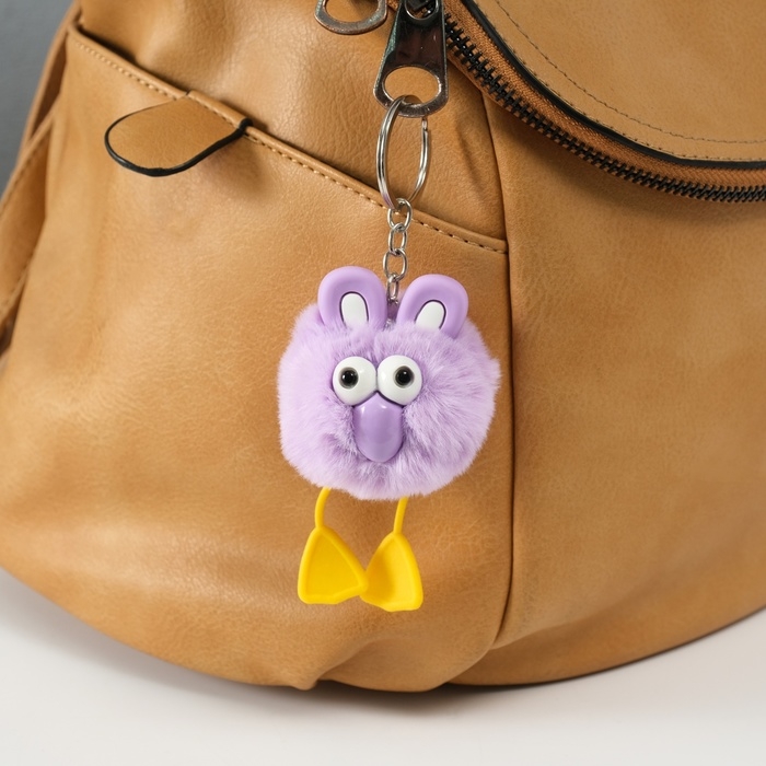 Пушистик на кольце  Пушистик на кольце "Большеглазая ворона" сиреневый 9,5х6х6 см