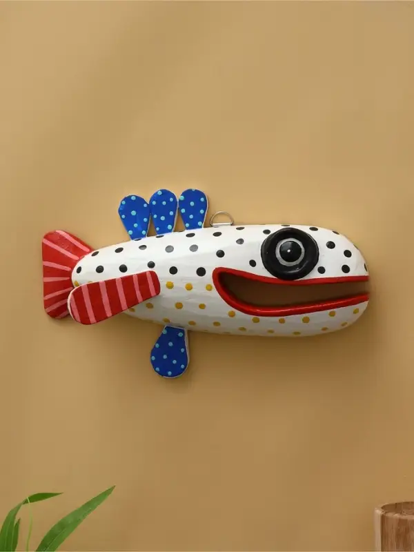 Панно «Рыба-хищник», 25×15.5×5 см, дерево, разноцветное Панно «Рыба-хищник», 25×15.5×5 см, дерево, разноцветное