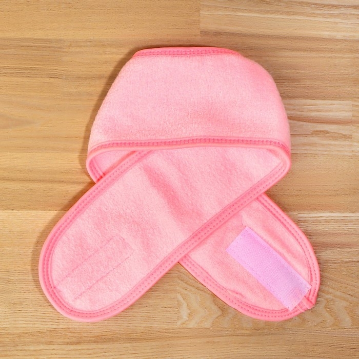 Набор банный, в косметичке, 8 предметов (полотенце 70 × 140 см, бутылочки 3 шт, баночки 2 шт, повязка на голову, лопатка) , цвет белый/розовый Набор банный, в косметичке, 8 предметов (полотенце 70 × 140 см, бутылочки 3 шт, баночки 2 шт, повязка на голову, лопатка) , цвет белый/розовый