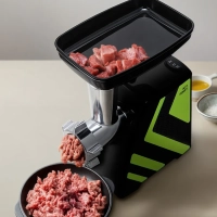 Мясорубка электрическая с насадками Carnivora КТ-2101 Мясорубка электрическая с насадками Carnivora КТ-2101