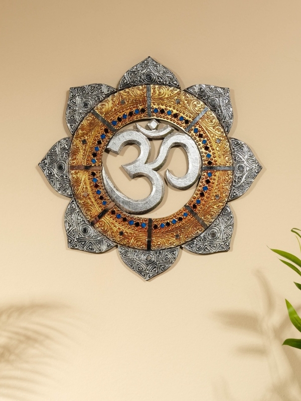 Панно резное МДФ "ОМ", 40х40х0,6 см, золотой край