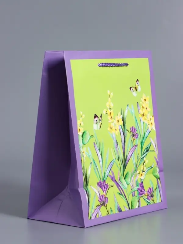 Пакет подарочный ламинированный, "Цветочное поле" 18 х 22,3 х 10 см