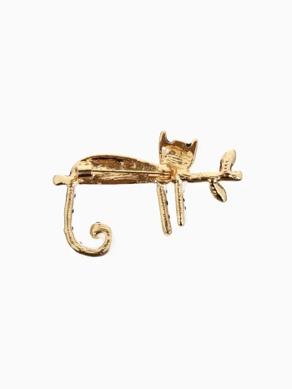 Брошь &laquo;Кошка&raquo;, тропическая на ветке, цветная в золоте