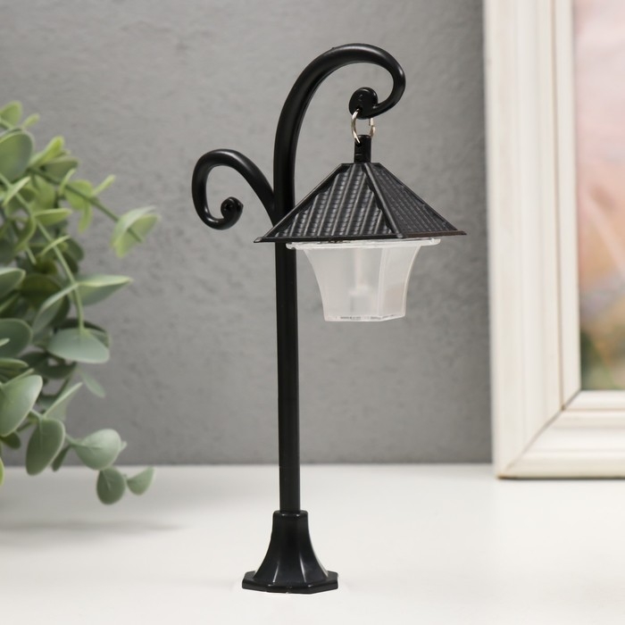 Декор для творчества пластик свет Декор для творчества пластик свет "Фонарь с изгибом" 8,3х14,5 см