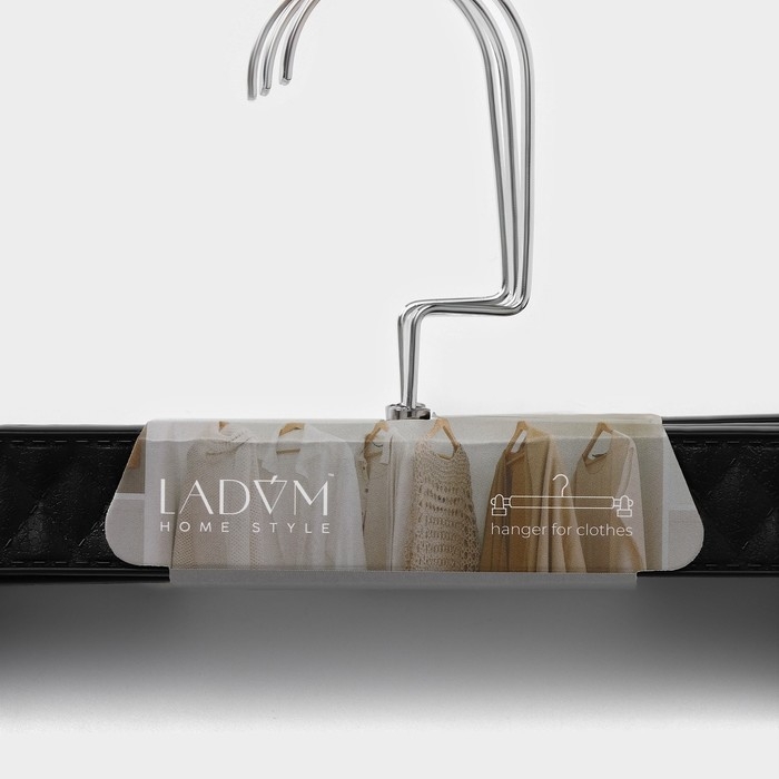Вешалки для брюк и юбок LaDо́m Eliot, 29×15 см, 3 шт, с зажимами, цвет чёрный Вешалки для брюк и юбок LaDо́m Eliot, 29×15 см, 3 шт, с зажимами, цвет чёрный