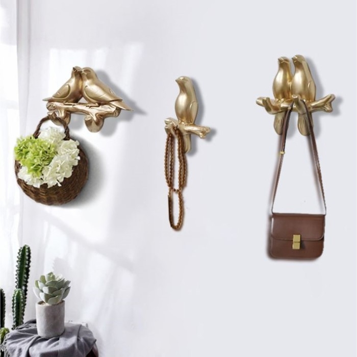 Декор настенный-вешалка Декор настенный-вешалка "Голубки", 10.5 x 7 см, золото