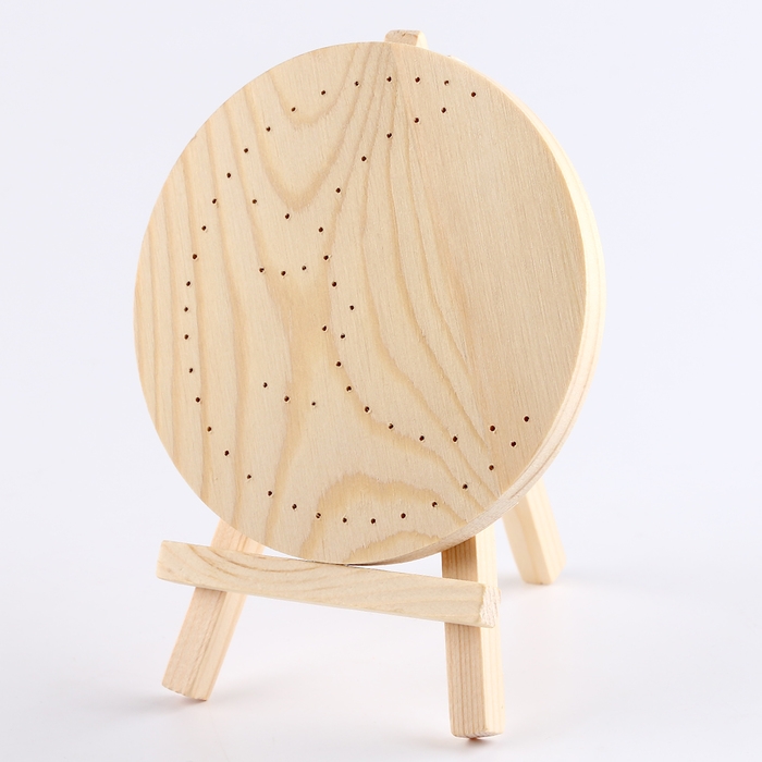 Набор для творчества «Стринг арт. Месяц» на подставке