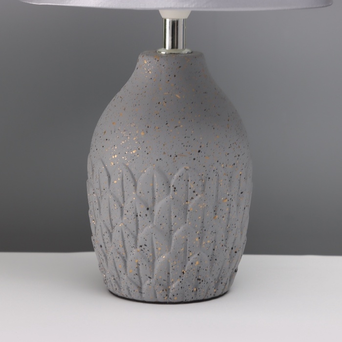 Лампа настольная Лампа настольная "Какао" 1х40Вт Е14 серый 20х20х34см