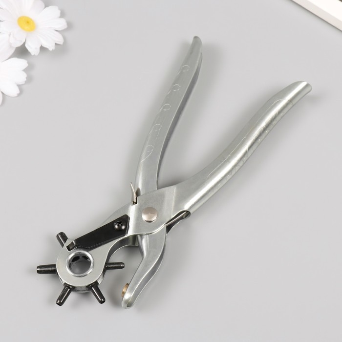 Дырокол для кожи 21х7 см диаметр прокола 2-4,5мм Дырокол для кожи 21х7 см диаметр прокола 2-4,5мм