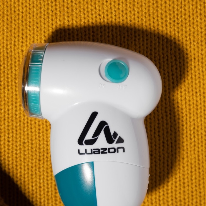 Машинка для удаления катышков Luazon LUK-02, 2хАА (не в комплекте), голубая, Машинка для удаления катышков Luazon LUK-02, 2хАА (не в комплекте), голубая,