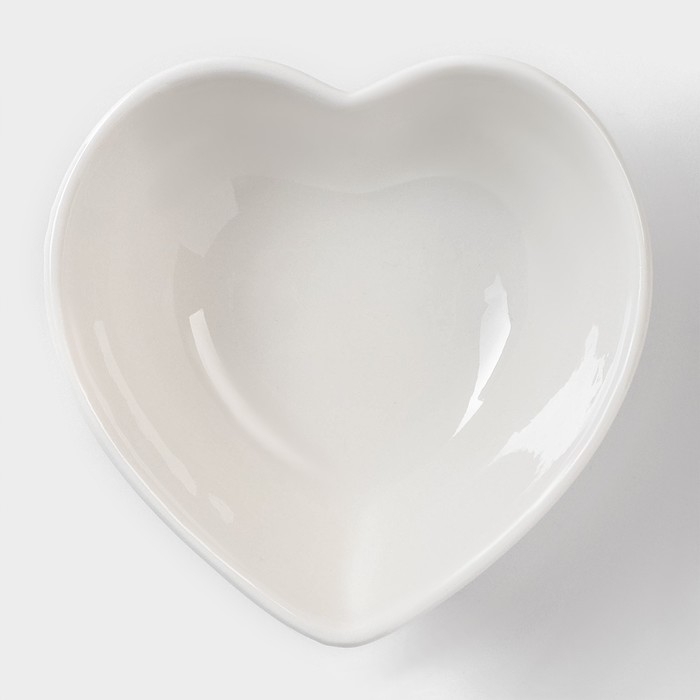 Соусник фарфоровый Magistro «Сердце Бланш», 80 мл, цвет белый Соусник фарфоровый Magistro «Сердце Бланш», 80 мл, цвет белый