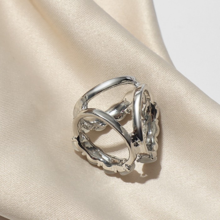 Муфта для платка «Треугольник», цвет серый в серебре Муфта для платка «Треугольник», цвет серый в серебре