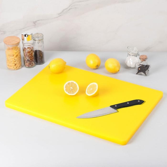 Доска профессиональная разделочная Доляна, 60×40×1,8 см, цвет жёлтый