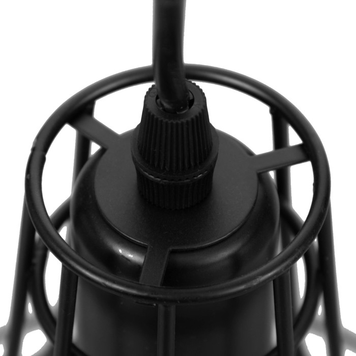 Подвес BayerLux  Подвес BayerLux "Кубок" 1х60Вт Е27 черный 18х18х21см