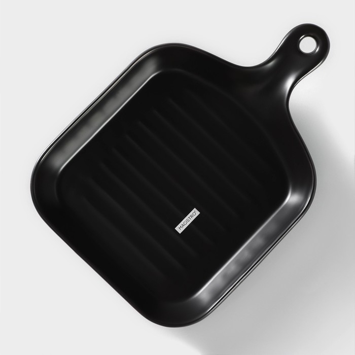 Блюдо из жаропрочной керамики для подачи Magistro «Сковорода-гриль», 23×16×3 см, цвет чёрный Блюдо из жаропрочной керамики для подачи Magistro «Сковорода-гриль», 23×16×3 см, цвет чёрный
