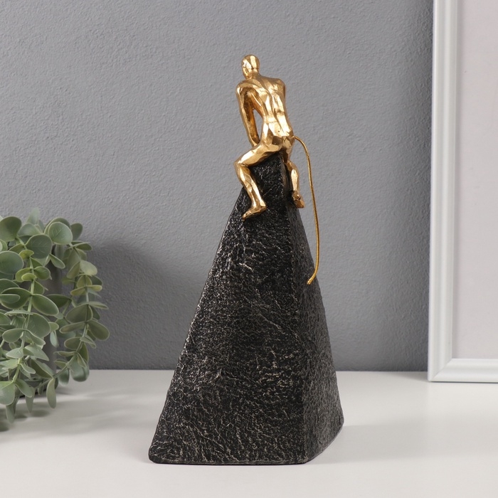 Сувенир полистоун  Сувенир полистоун "Абстракция. Тяжёлый труд" 9,5х16,3х27 см