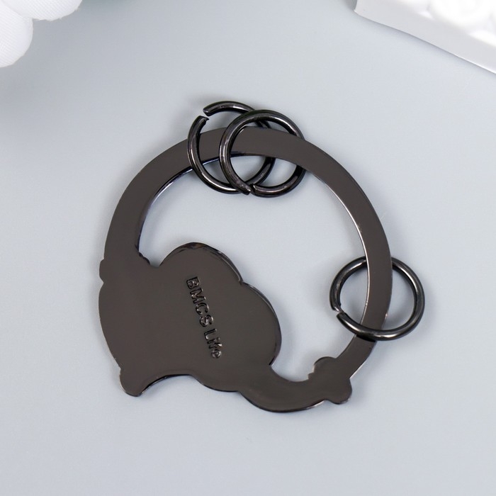 Брелок-ключница металл Брелок-ключница металл "Слонёнок пускает фонтан" 4,5х4,4 см