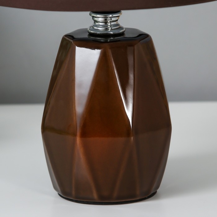 Настольная лампа 16877/1TR E14 40Вт терракотовый 18х18х24 см Настольная лампа 16877/1TR E14 40Вт терракотовый 18х18х24 см