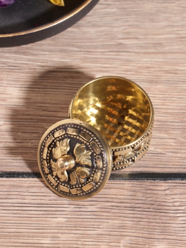 Шкатулка Шкатулка "Слоны" латунь 4,5х4,5х5 см, цв. чёрный