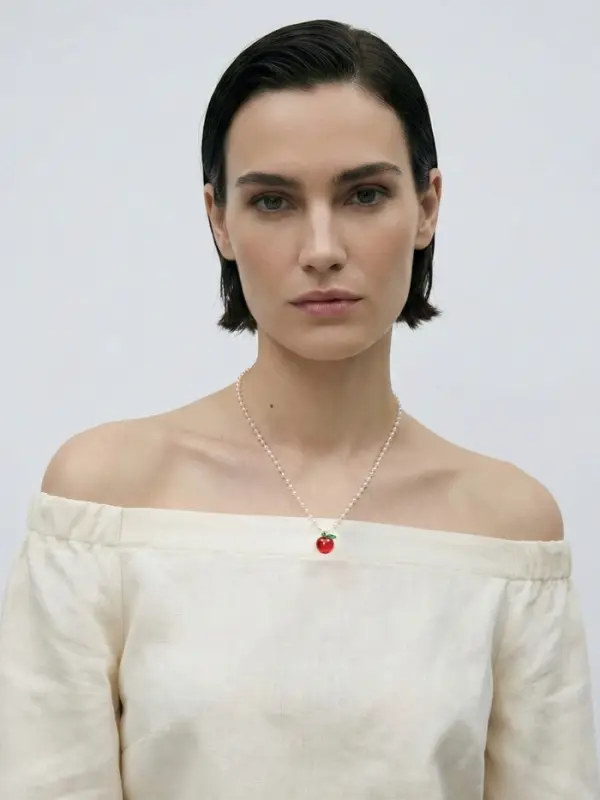 Кулон на жемчужной дорожке &laquo;Яблочко&raquo;, 44 см, бело-красный в золоте