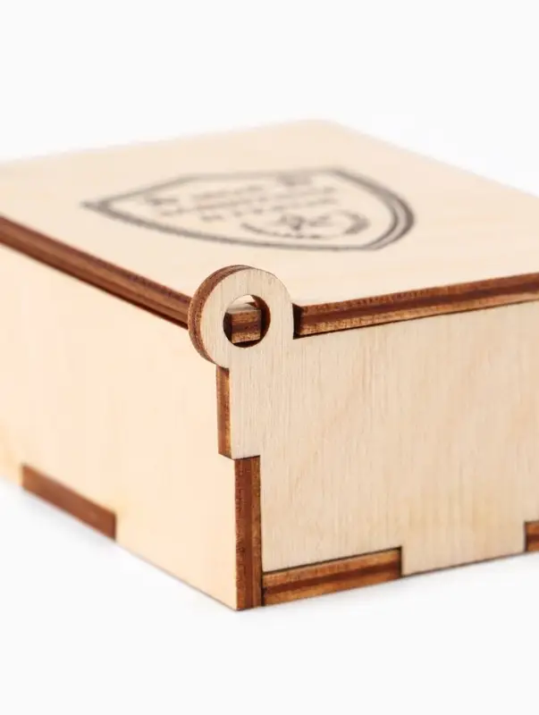 Коробка подарочная деревянная &laquo;Мой защитник&raquo; 8.5&times;6&times;3.5 см